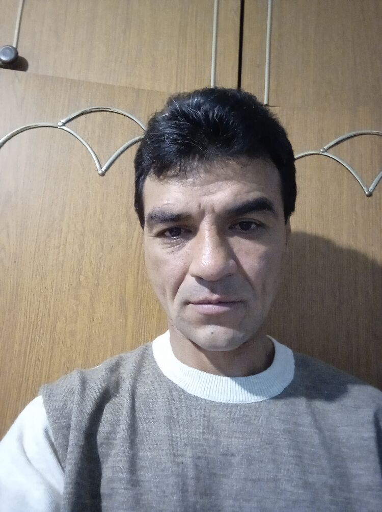  34363625  Ruslan, 42 ,    