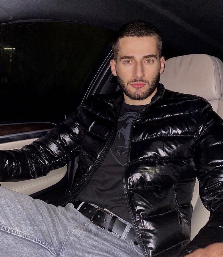  54168625  , 35 ,    -