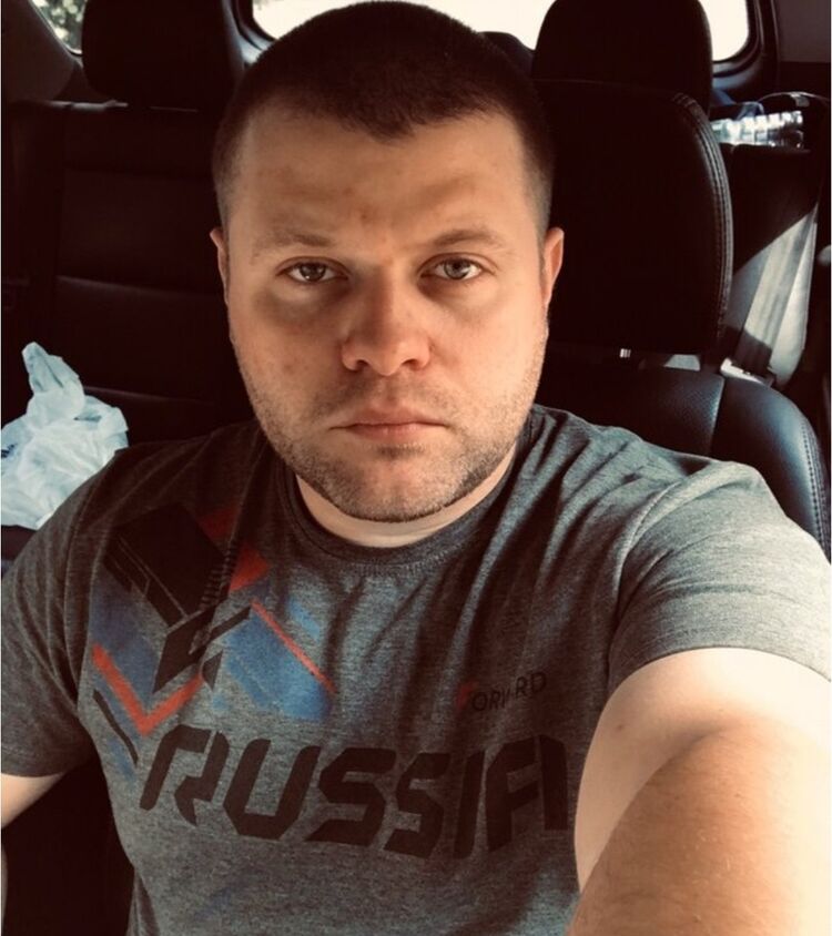  53323675  Vladimir, 36 ,    