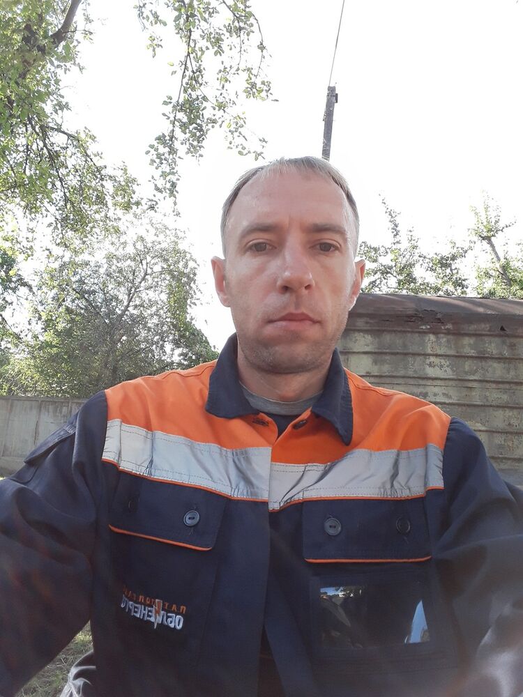  16710555  Sergey, 47 ,    