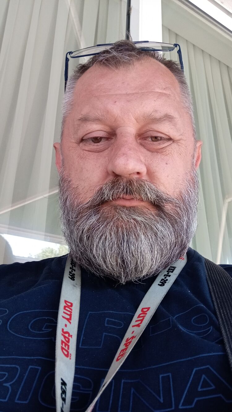  54293765  Radenko, 43 ,     