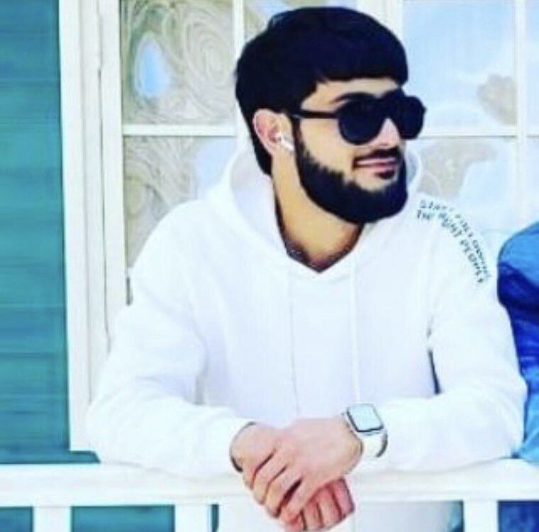  47307765  Arman, 23 ,    