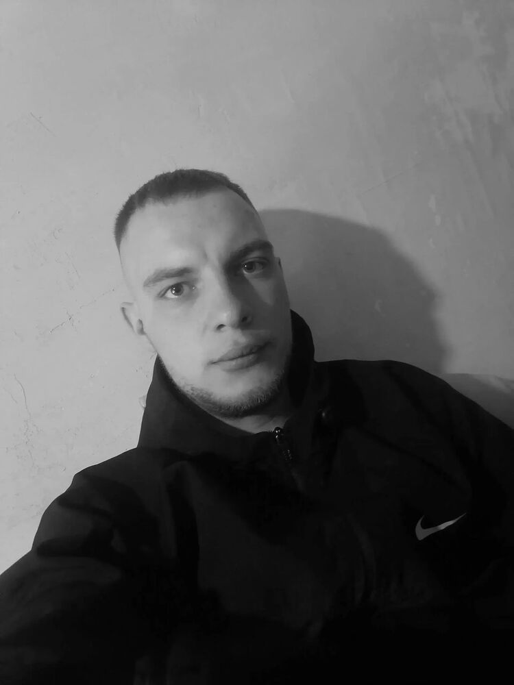  50127135  Aziz, 25 ,    