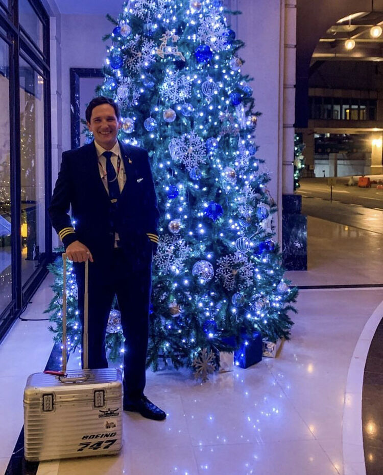  Alanno,   Charles park, 41 ,   ,   , c 