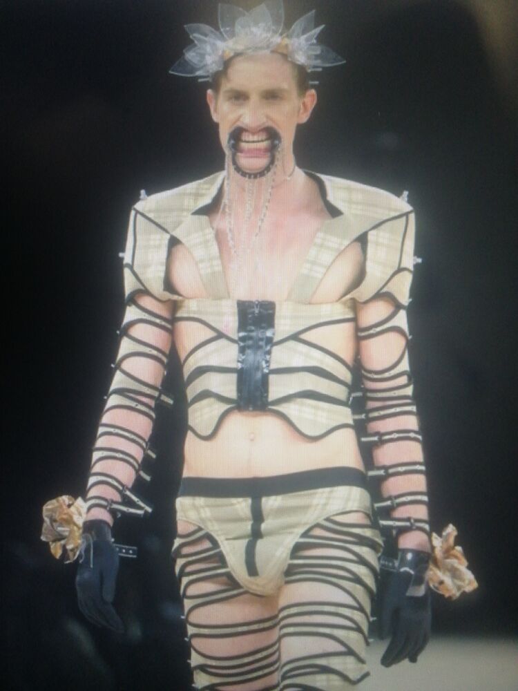  29634705  , 44 ,    --