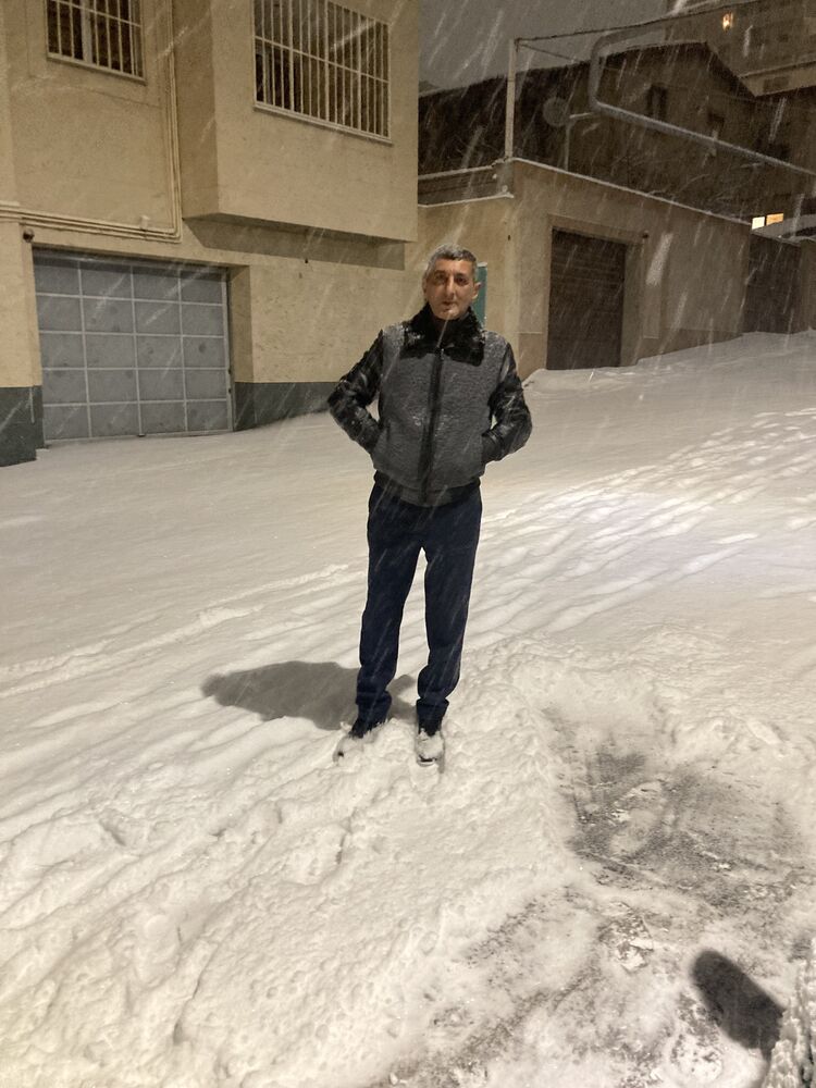 ���� 55696845 ������� Vahe, 48 ���, ���� ���������� � �������