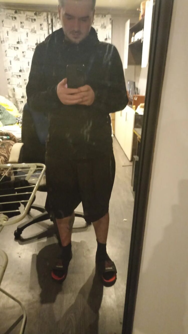  33204705  , 32 ,    