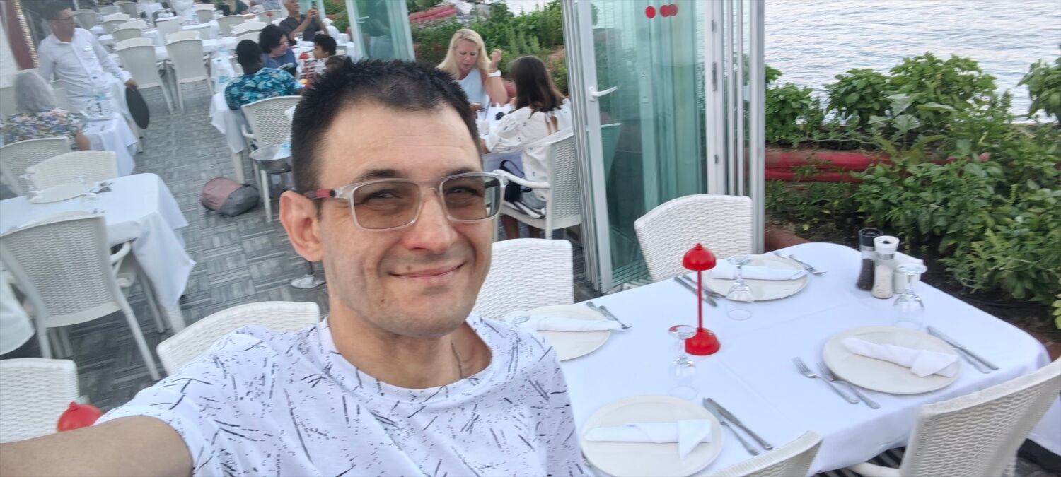  ,   Marvin, 43 ,   ,   , c , 