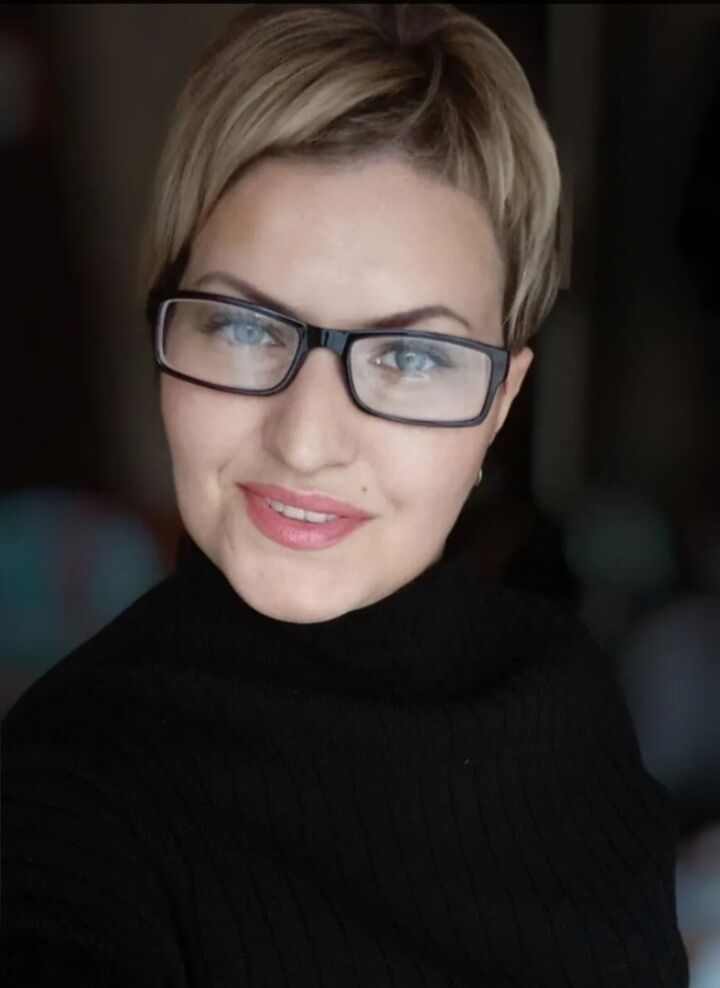  50986095  Nadin, 43 ,    