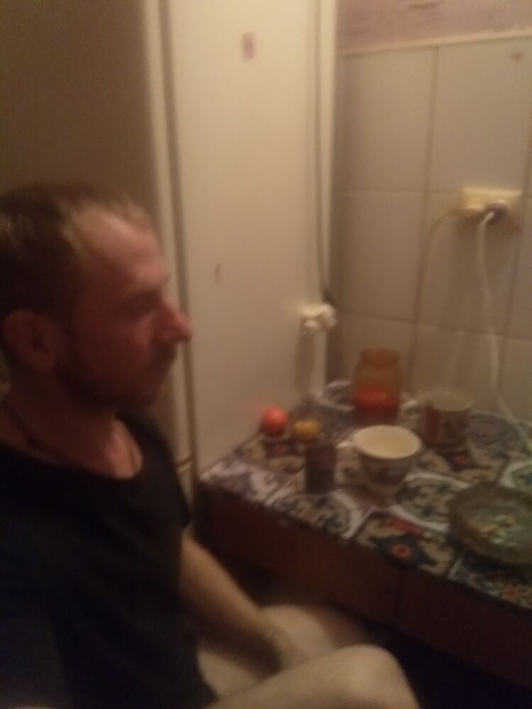  30319725  , 32 ,    