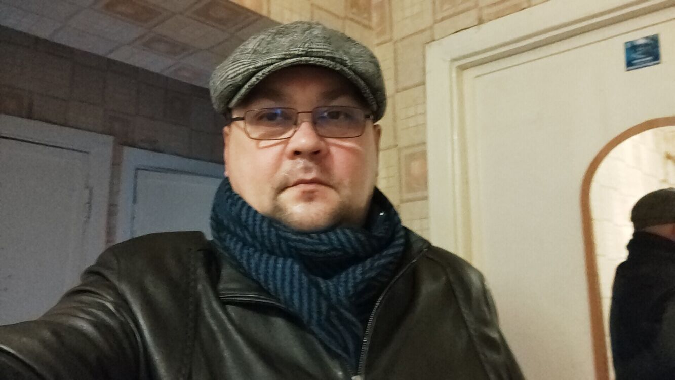  52597385  Vyacheslav, 54 ,    