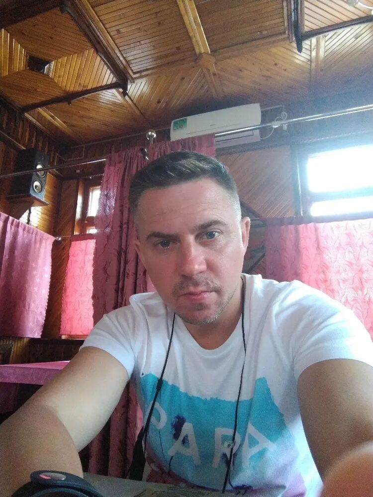  -,   , 44 ,   ,   