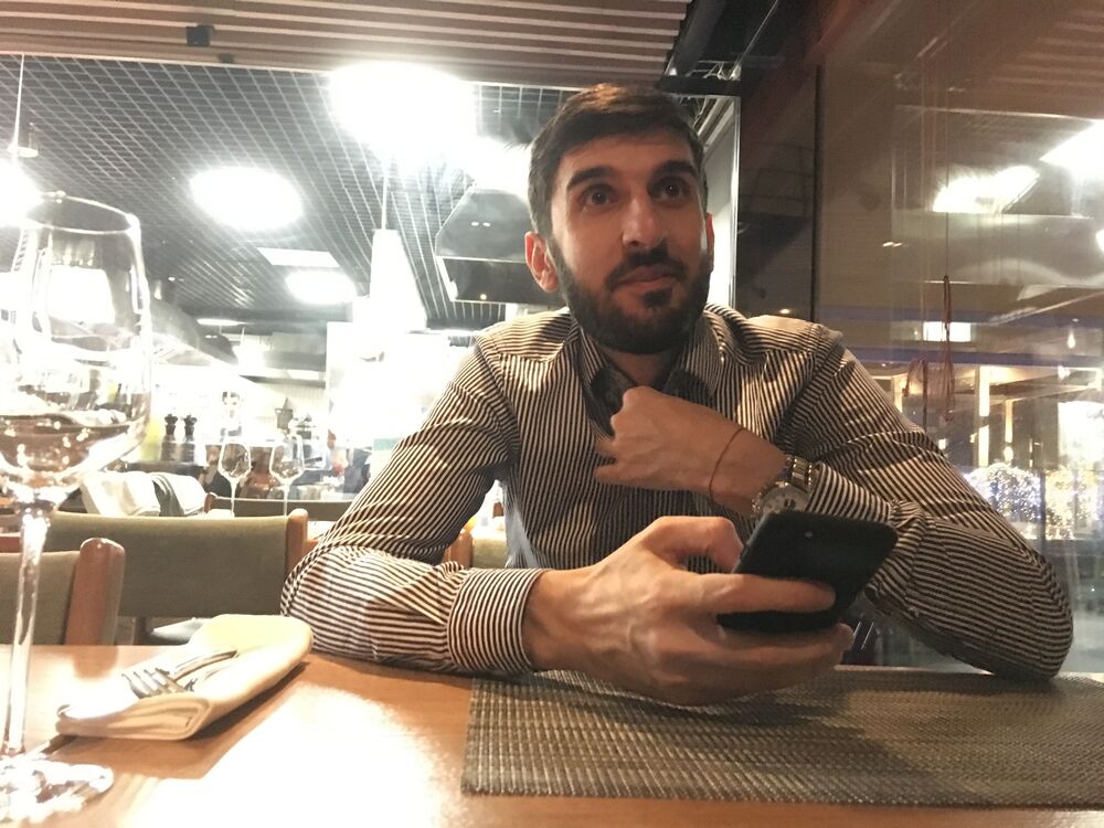  -,   Artem, 34 ,   ,   , c 
