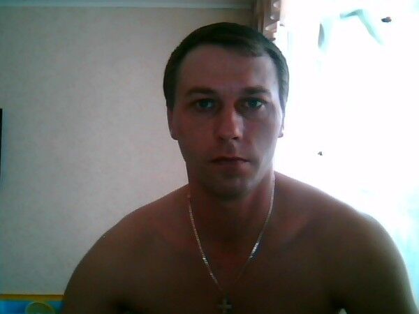  4746385  Aleksei, 48 ,    