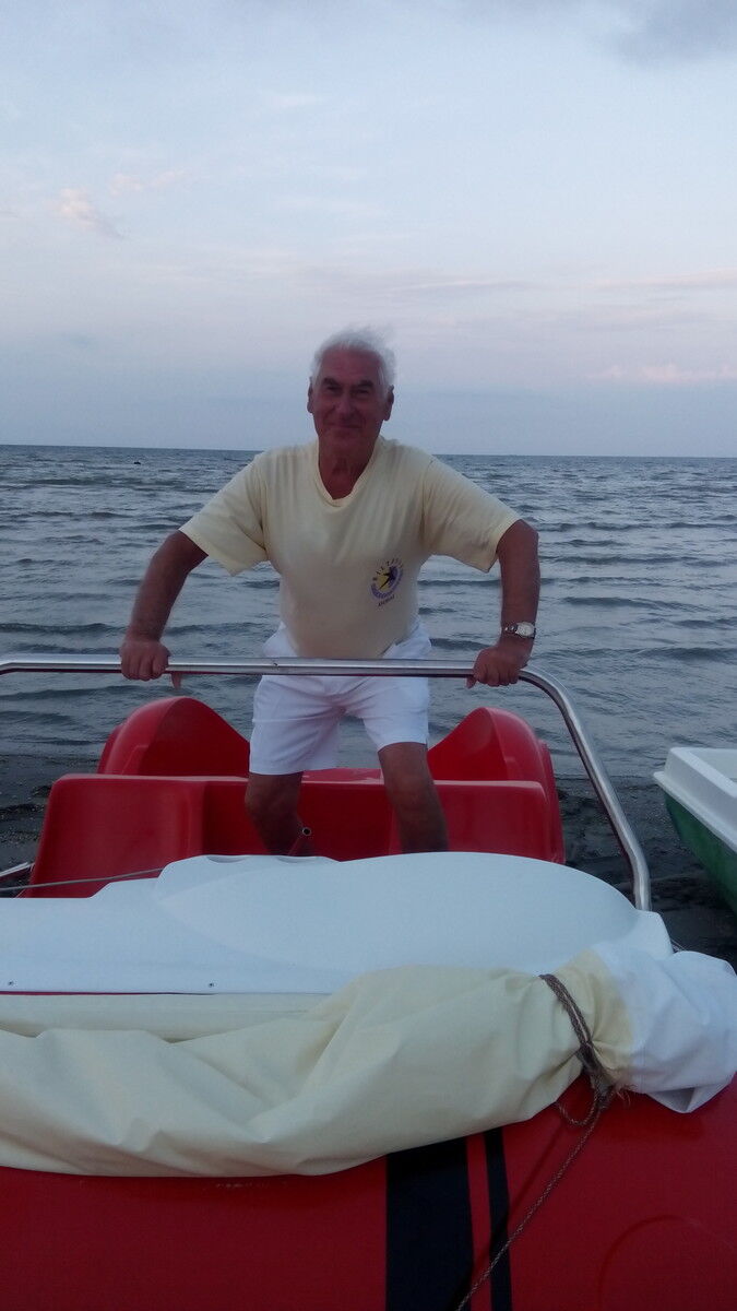  19869825  Georg, 75 ,    