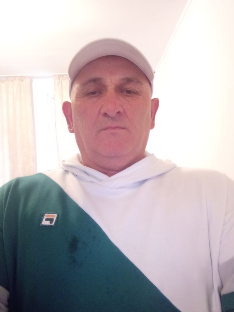  34201825  David, 51 ,    