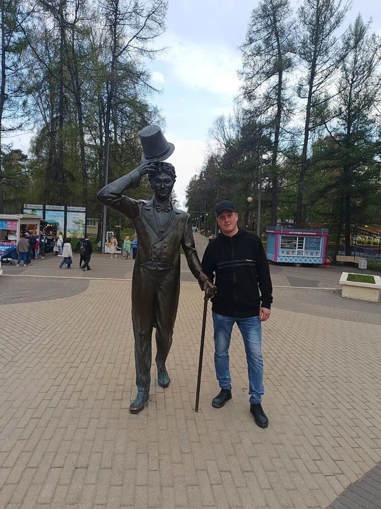 ���� 44313695 ������� ����, 37 ���, ���� ���������� � �����-����������