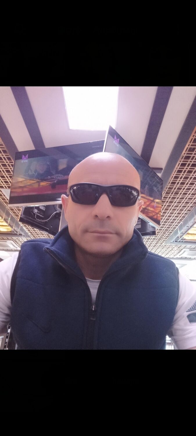  39578255  , 42 ,    