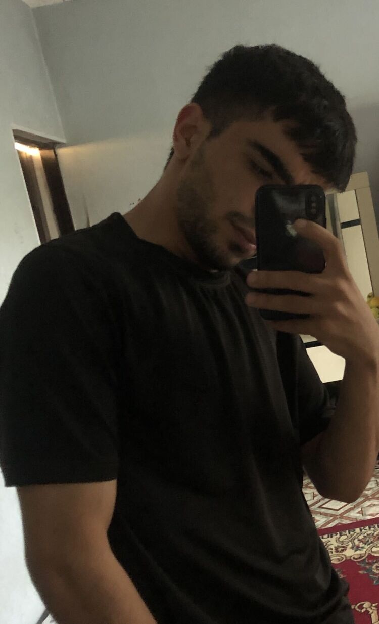  29748575  , 24 ,     