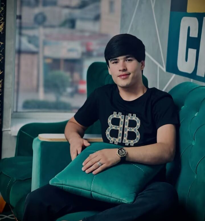  ,   Abdurahmon, 19 ,   ,   