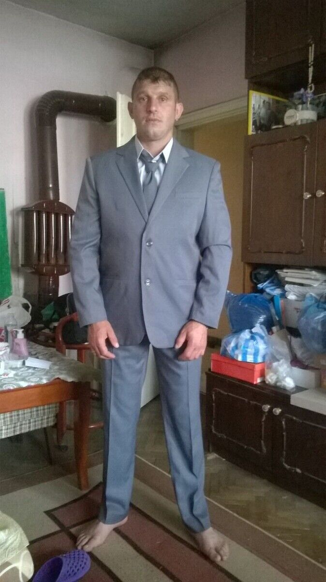 ,   Stoqn, 39 ,   ,   , c 