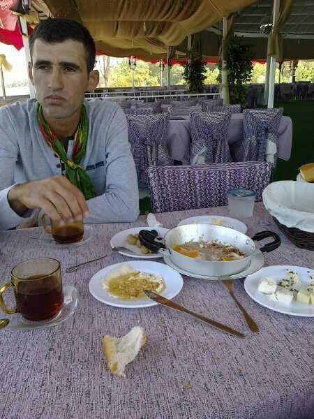  23300635  Mexmet, 43 ,    