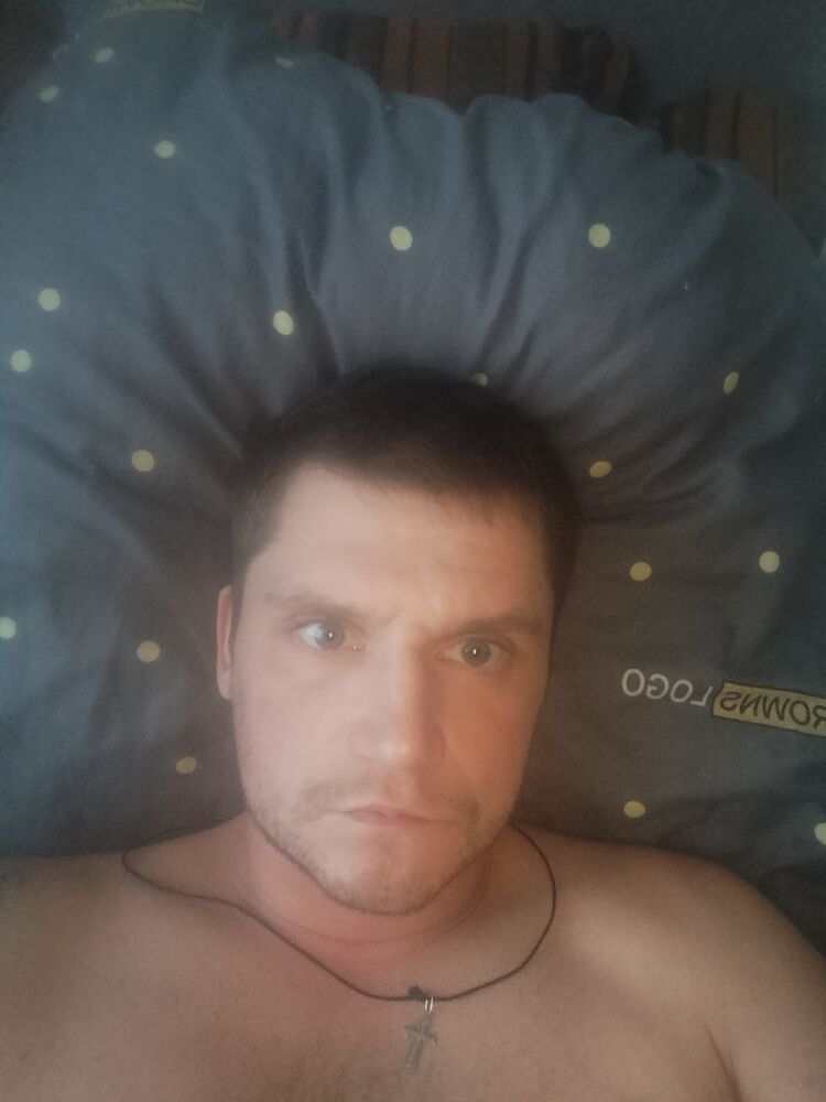  46272235  Viktor ia, 36 ,    
