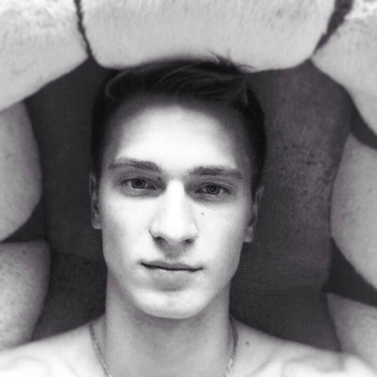  ,   Alex, 32 ,   ,   