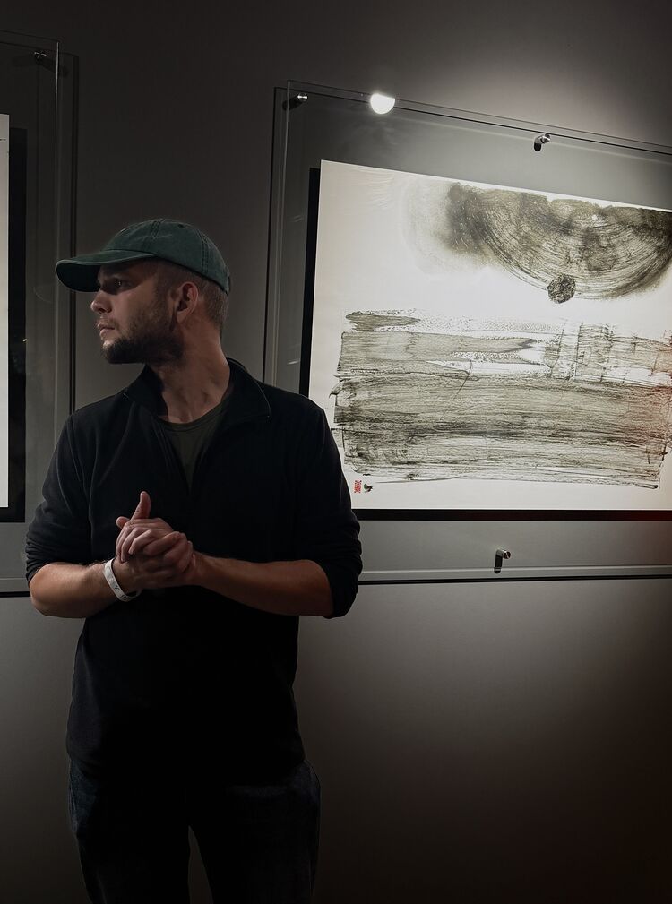  54081315  , 30 ,    -