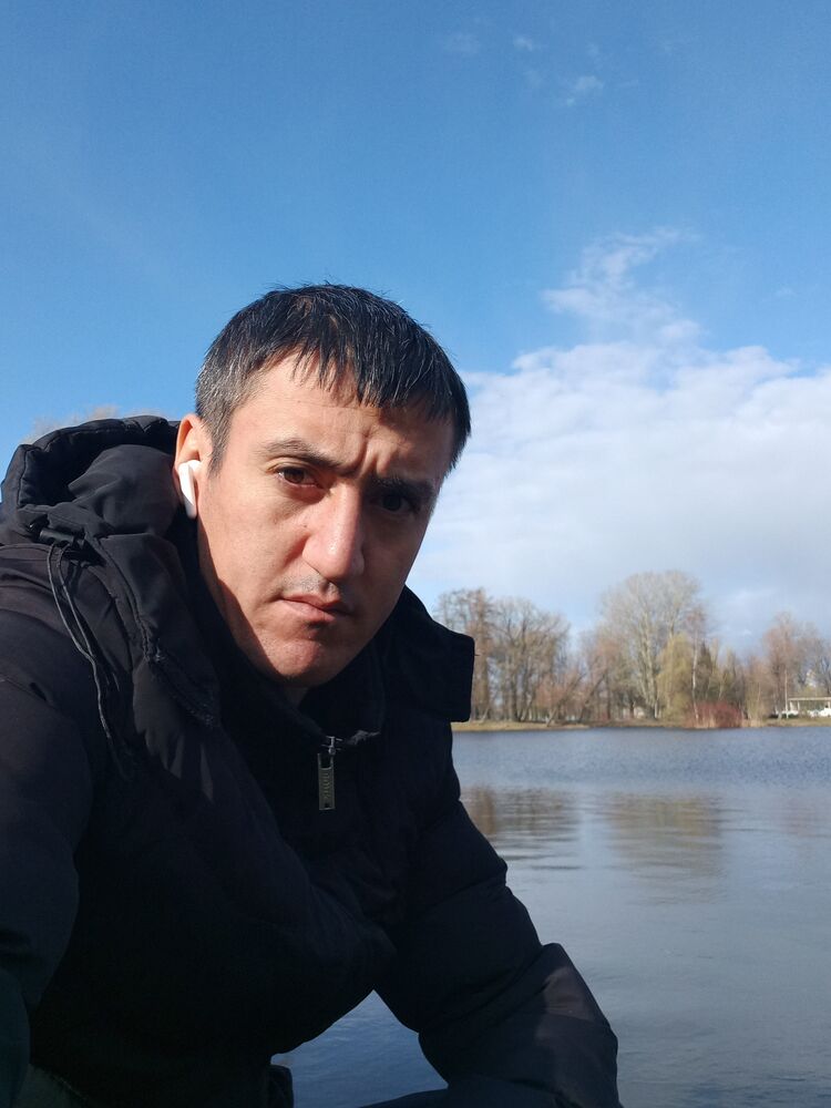  -,   Naim, 34 ,   ,   