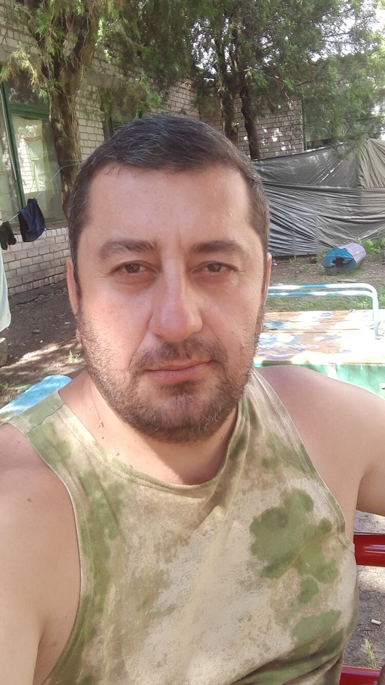  27790445  Ruslan, 45 ,    