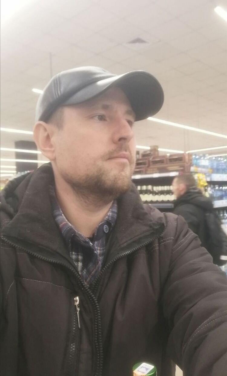  40497025  Dmitrij, 35 ,    