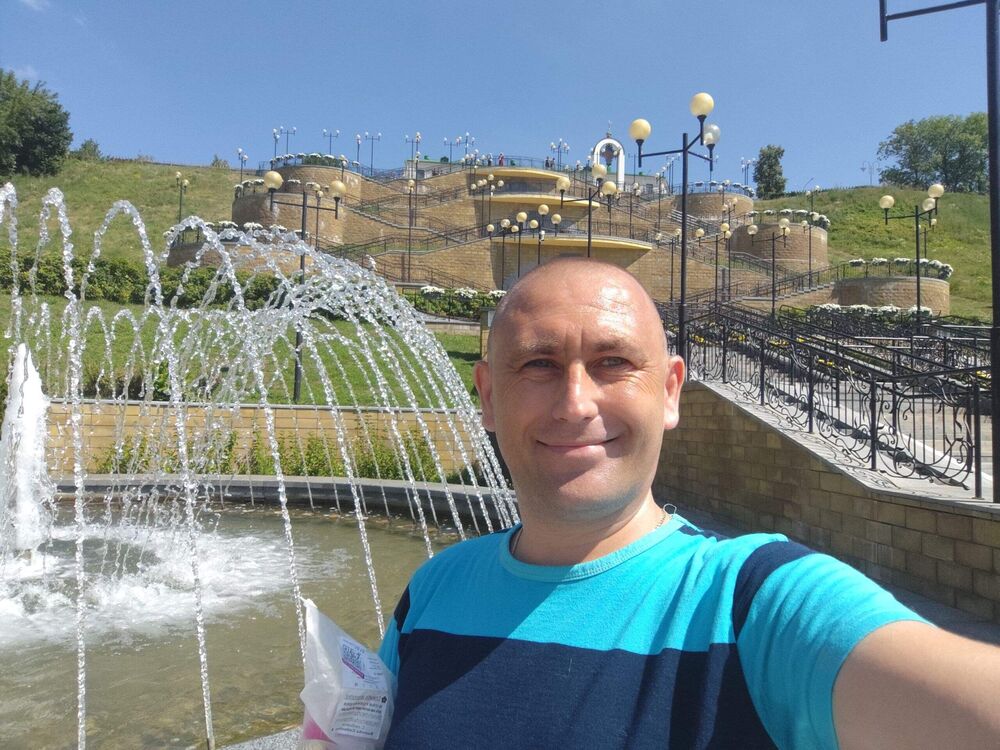  44585705  Leonid, 43 ,    