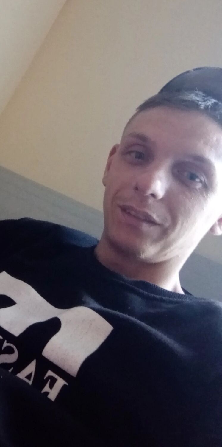  41258335  , 31 ,    