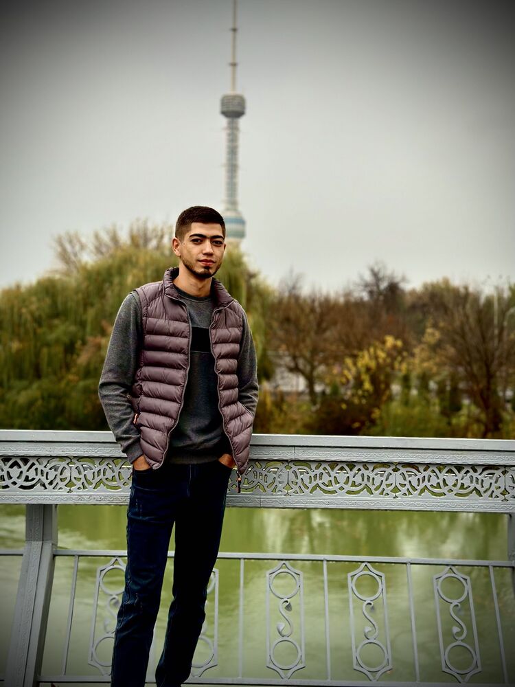  40599845  Jamoliddin, 27 ,    