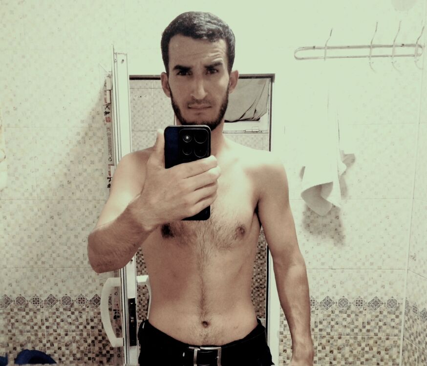  ,   Diyorbek, 22 ,   ,   