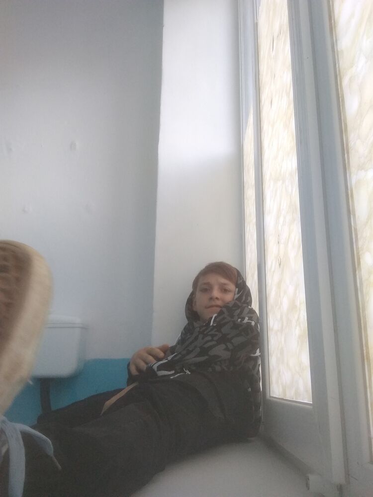  24398325  , 21 ,    