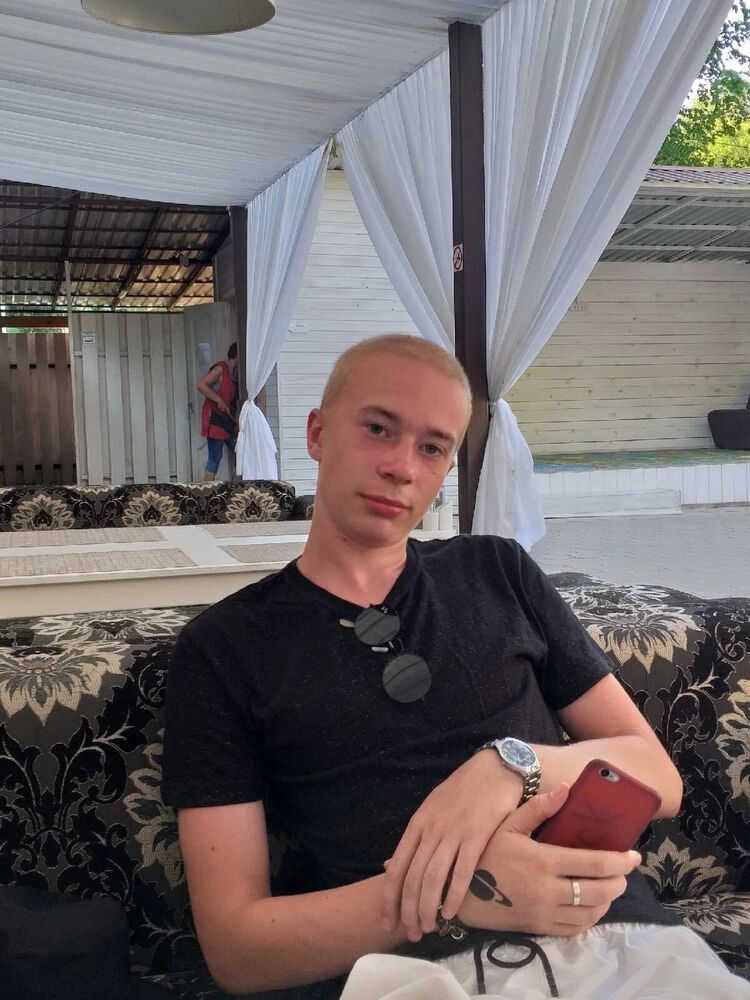  36834015  Warrrel, 21 ,    -