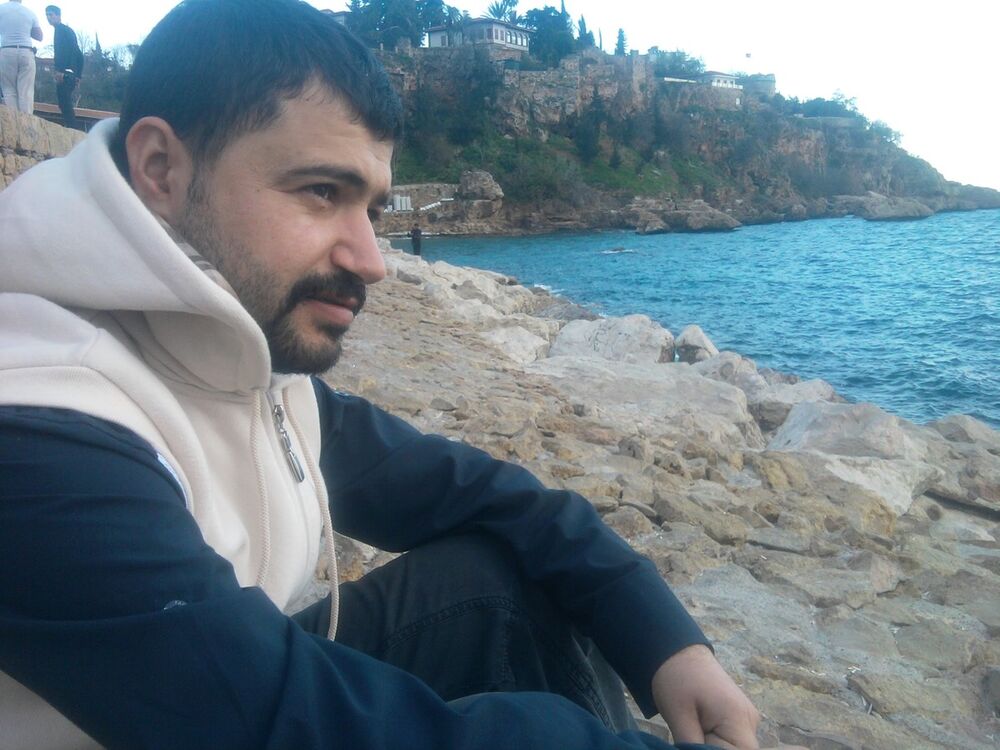  5210335  Devran, 43 ,    