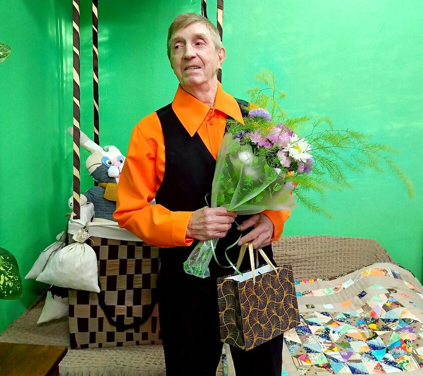  ,   , 76 ,   c , 
