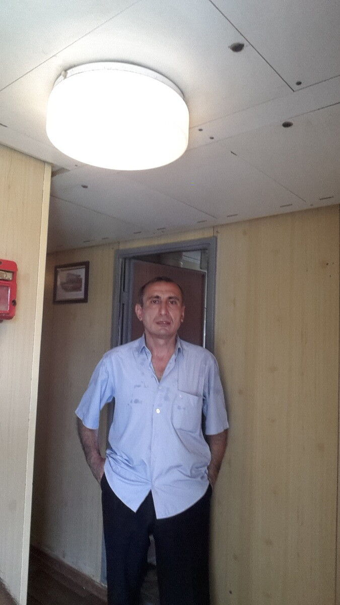  6269255  Mubariz, 53 ,    