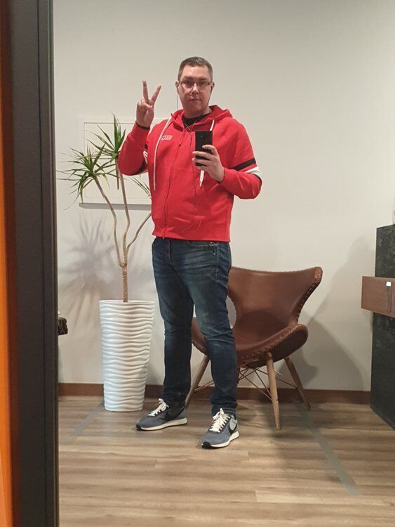  27596395  , 33 ,    