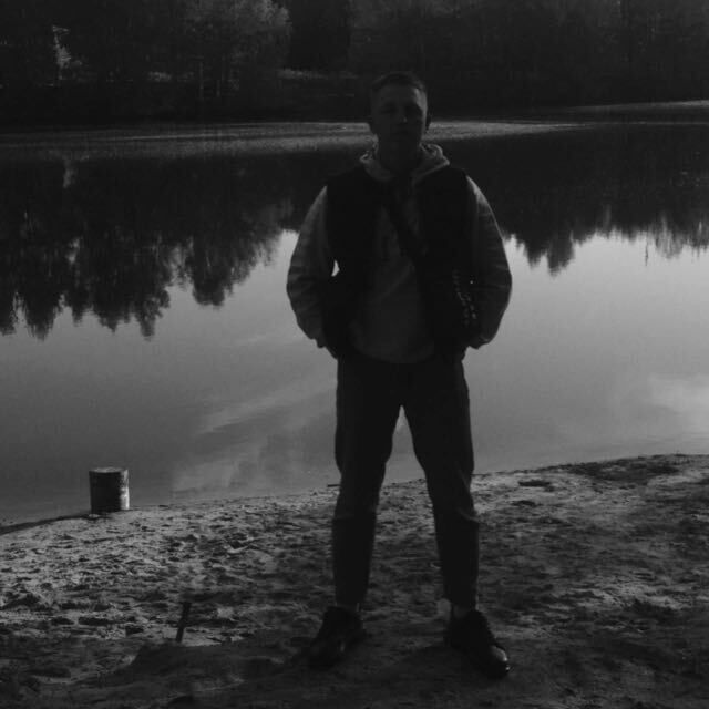  ,   Artemid, 24 ,     
