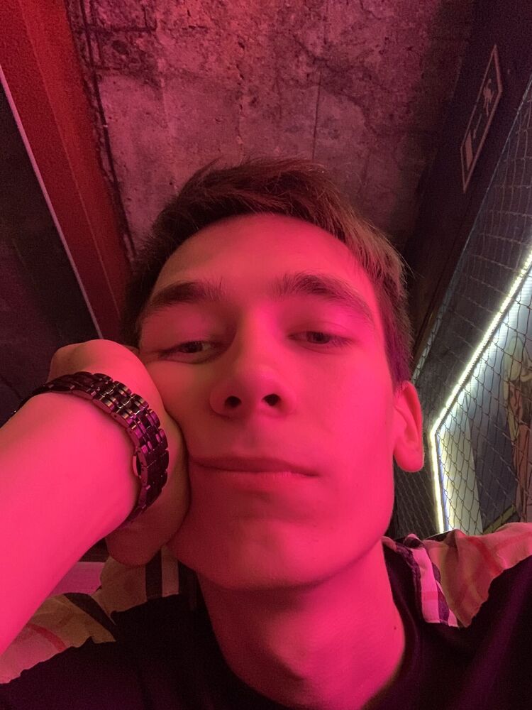  42588905  , 22 ,    