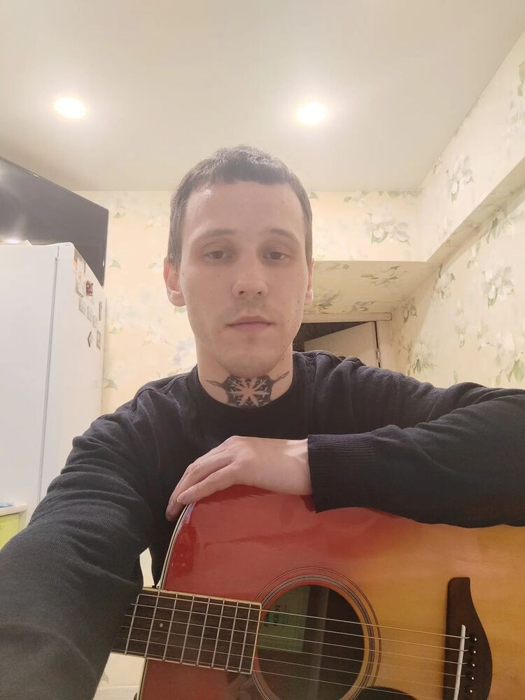  37349365  , 30 ,    