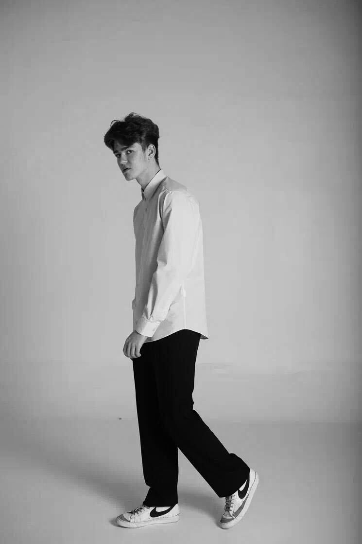 ���� 36994225 ����� ����, 21 ���, ���� ���������� � ��������