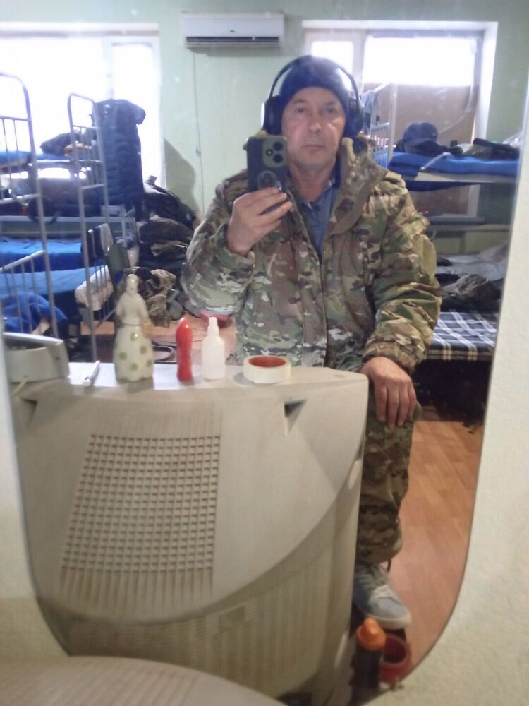  ,   Amigo, 55 ,   c , 