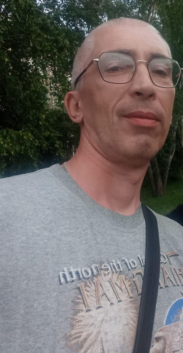  52819775  , 49 ,    