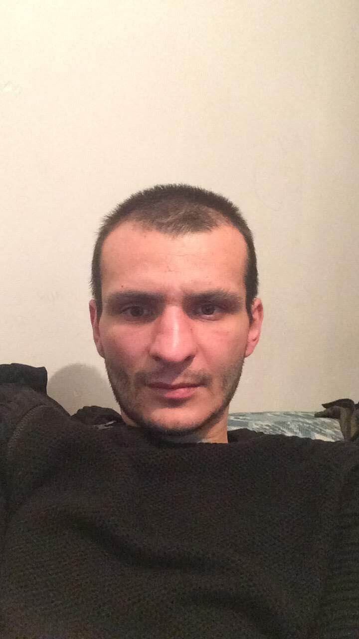  42231865  Ivane, 38 ,    