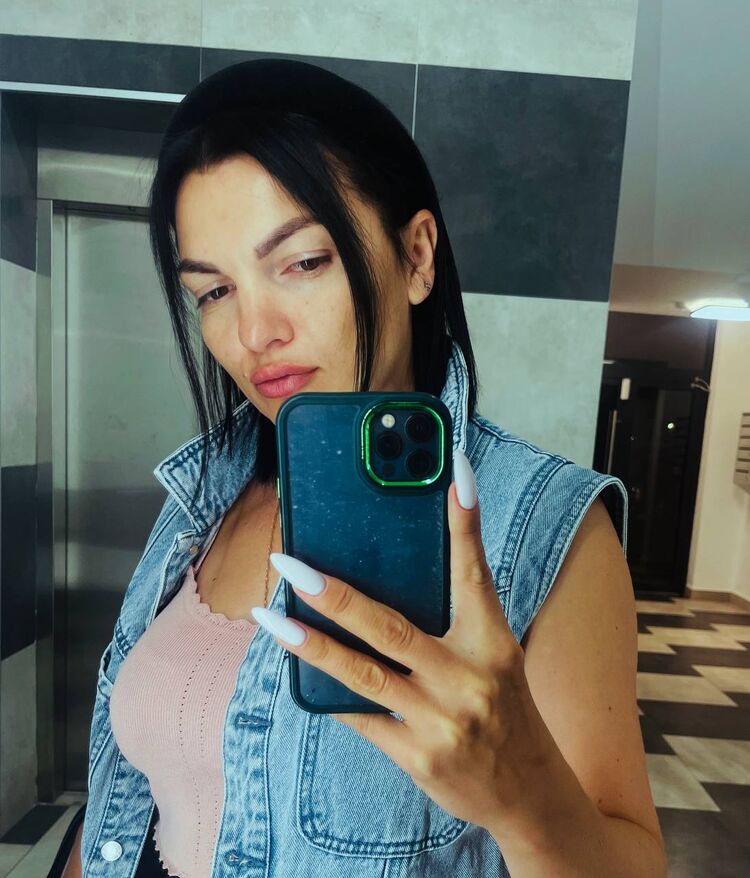  53247895  Olena, 42 ,    